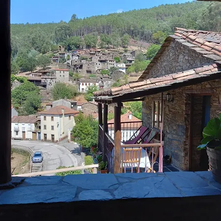 度假居 Casa Bugalhas Na Serra Da Lousa Candal (Lousa)