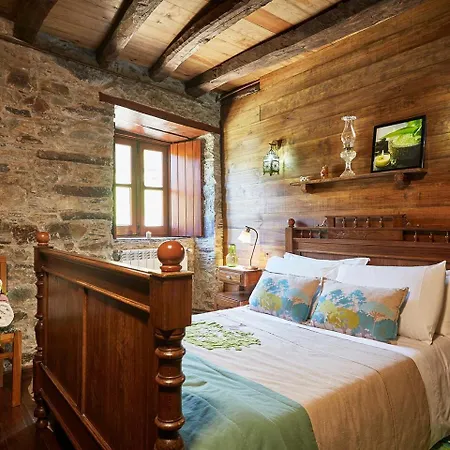 Casa Bugalhas Na Serra Da Lousa * Candal (Lousa)