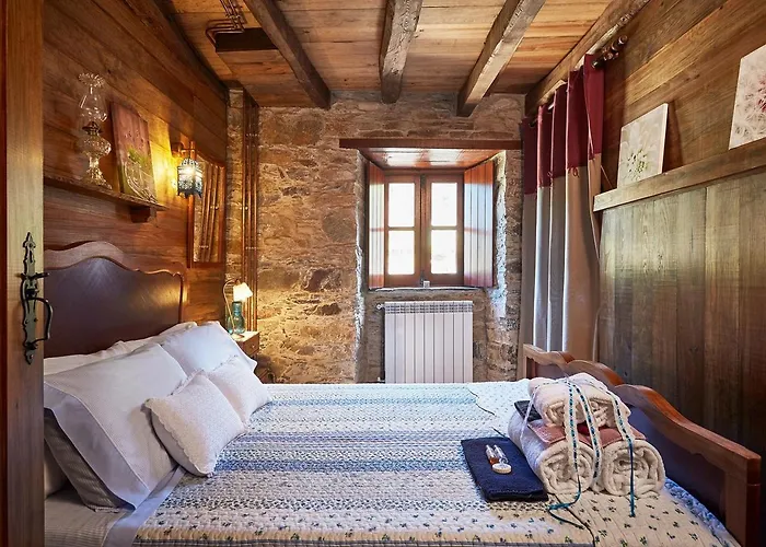 Casa Bugalhas Na Serra Da Lousa 度假居 *