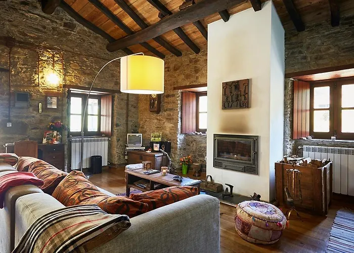 Casa Bugalhas Na Serra Da Lousa 度假居 *