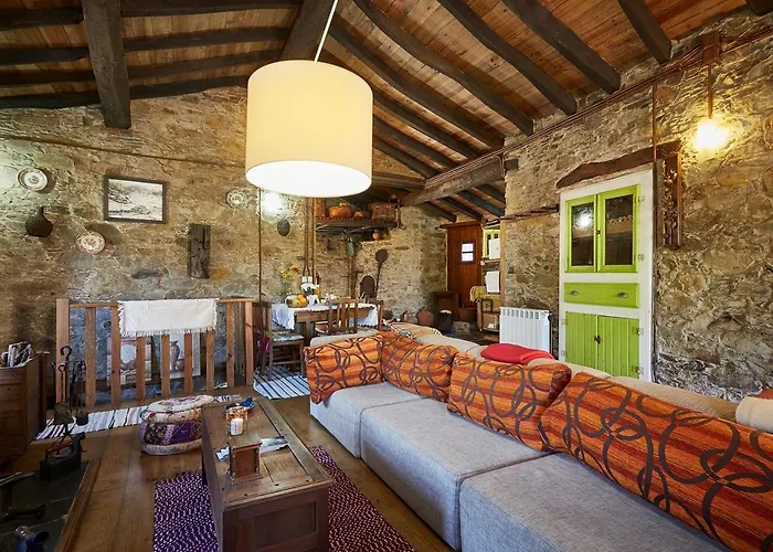 Casa Bugalhas Na Serra Da Lousa 度假居 *